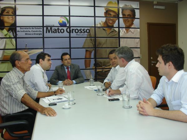 Governo do Estado, Unio, Banco do Brasil e Sicredi definindo o FCO Itinerante 2013