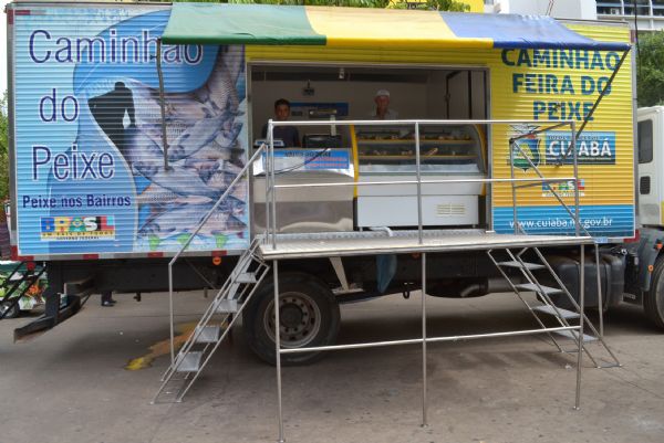 Peixe a R$ 8,00 pode ser comprado na praa Alencastro em Cuiab