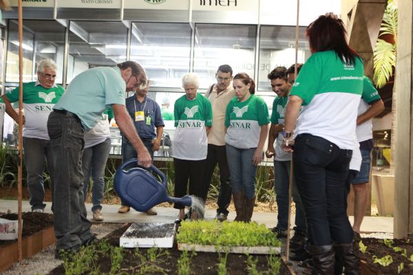 Senar-MT qualifica 100 alunos no curso de horticultura durante Expoagro