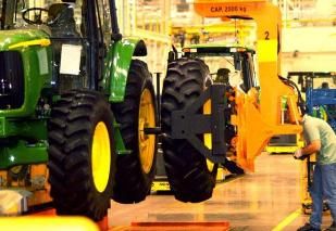 Venda de tratores de pneus recuou em 3,1 mil unidades