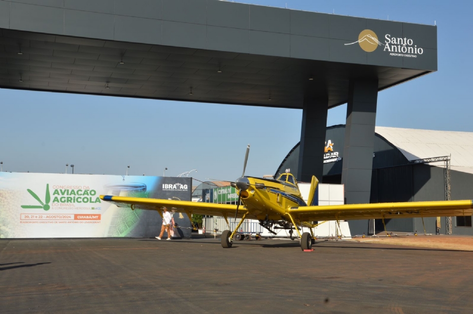 Aeroporto executivo de Mato Grosso sedia Congresso da Aviao Agrcola com mais de 200 marcas expostas