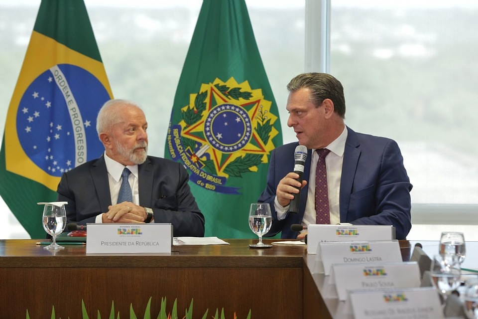 Lula pede que Mapa destine at R$ 5 mi para produtores reconstrurem reas queimadas ou destrudas por seca