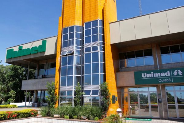 Unimed Cuiab conquista o 21 lugar no Anurio Valor 1000 entre as melhores empresas do pas