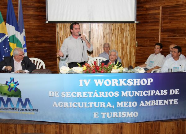 Desenvolvimento da agricultura, meio ambiente e turismo so debatidos em workshop at sexta-feira